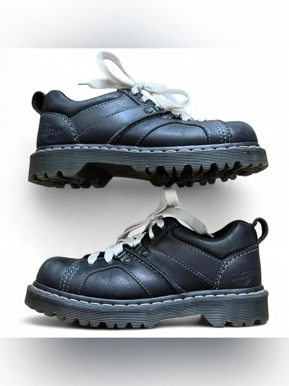 Vintage Dr. Martens Black Leather Low-Top Lugged Chunky Oxford Sneakers